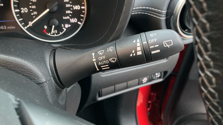 Nissan Juke 1.0 DiG-T 114 N-Connecta 5dr Petrol Hatchback